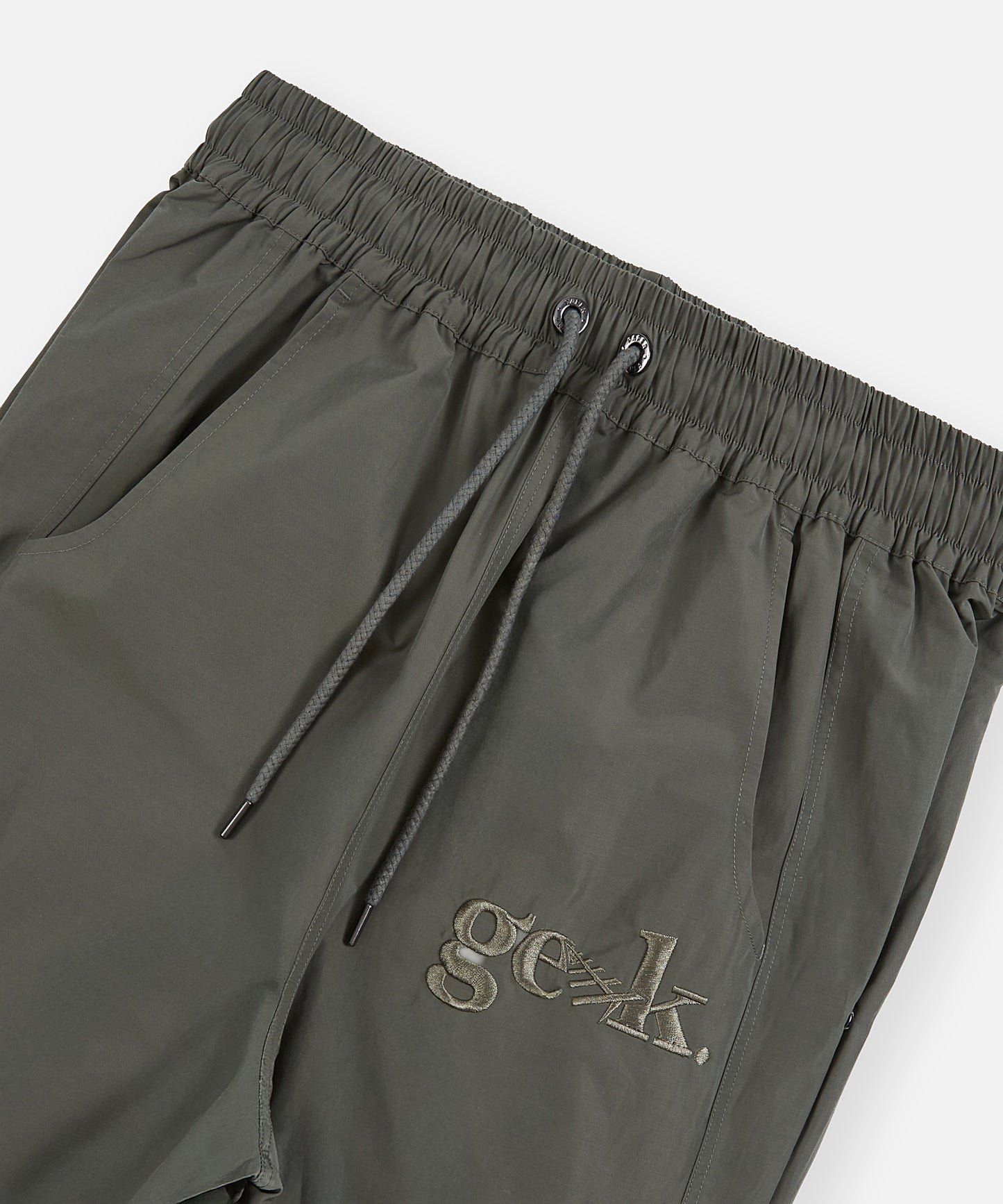 Fashion Geek x Planes Side Snap Convertible Pant