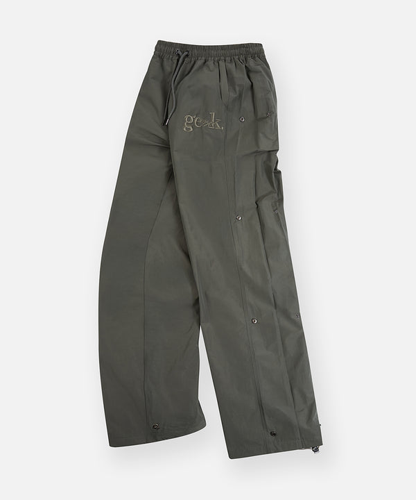 Fashion Geek x Planes Side Snap Convertible Pant