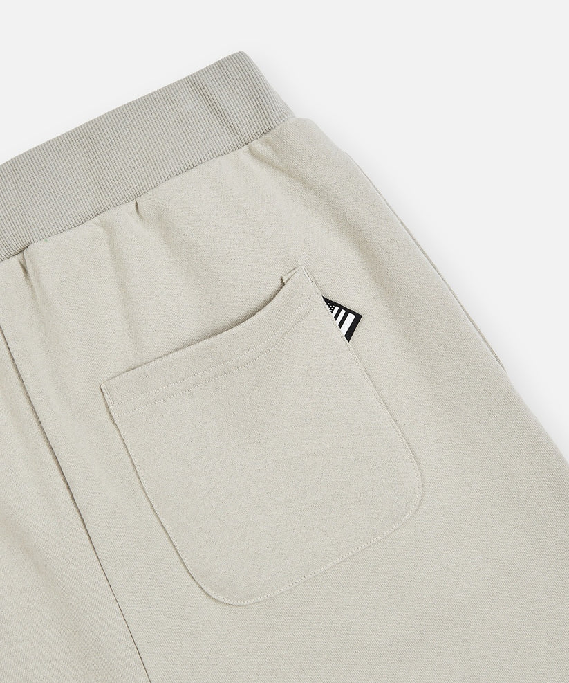 Paper Planes Lockup Short