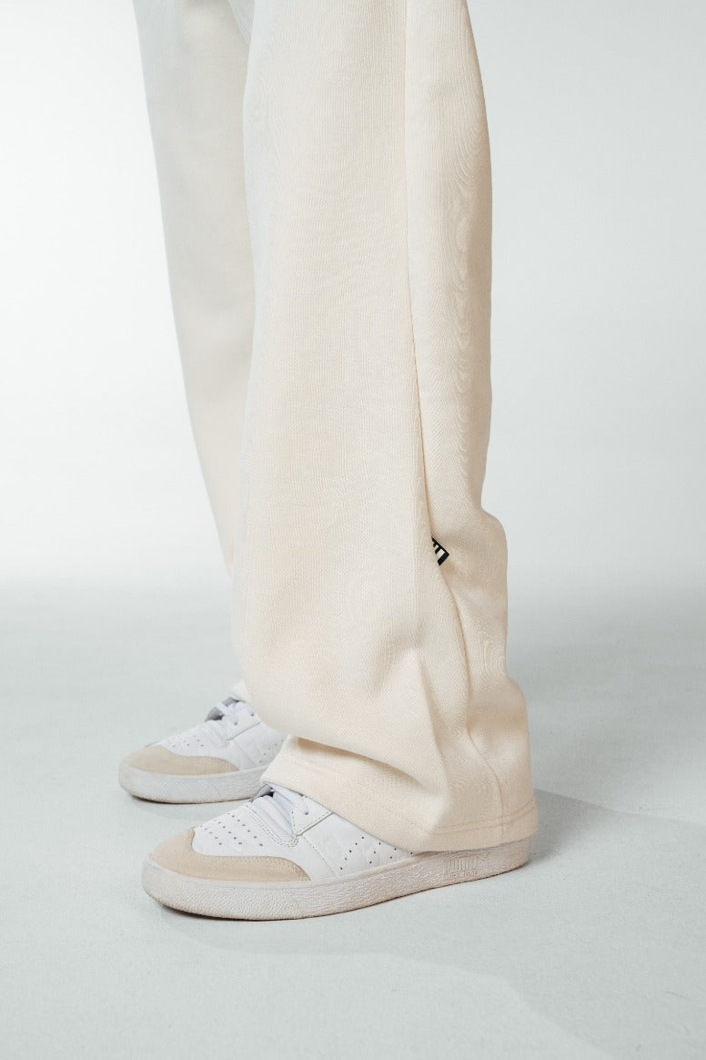 Planes Script Weld Open Bottom Sweatpant