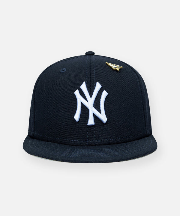 Paper Planes x New York Yankees 9FIFTY Snapback