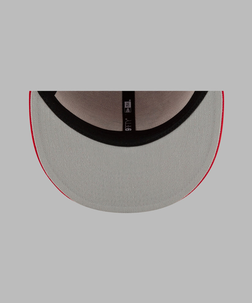 CRIMSON CROWN 9FIFTY SNAPBACK WITH GREY UNDERVISOR