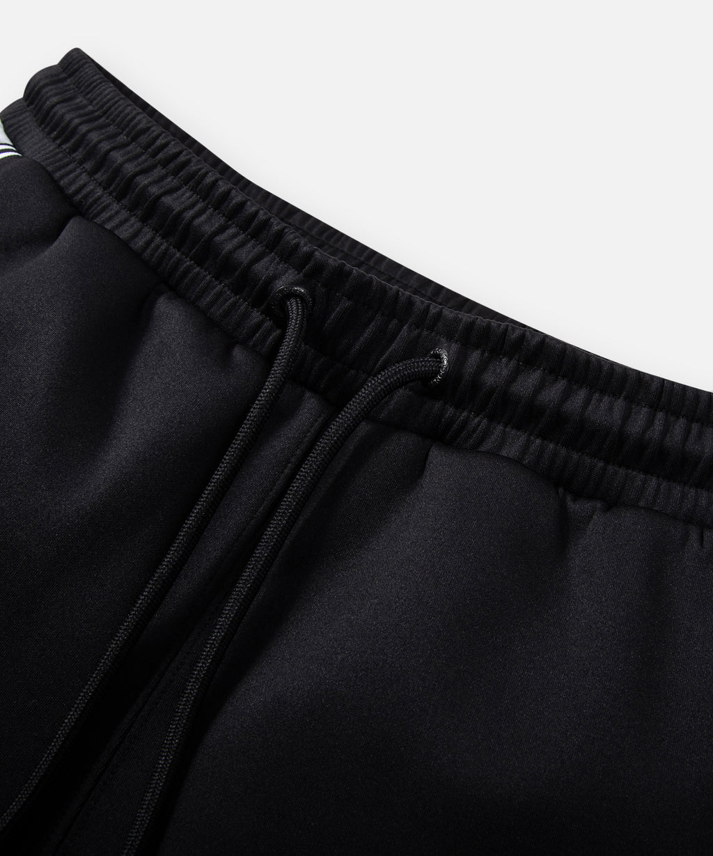  Drawcord waistband on Paper Planes Basketball Short color Black.