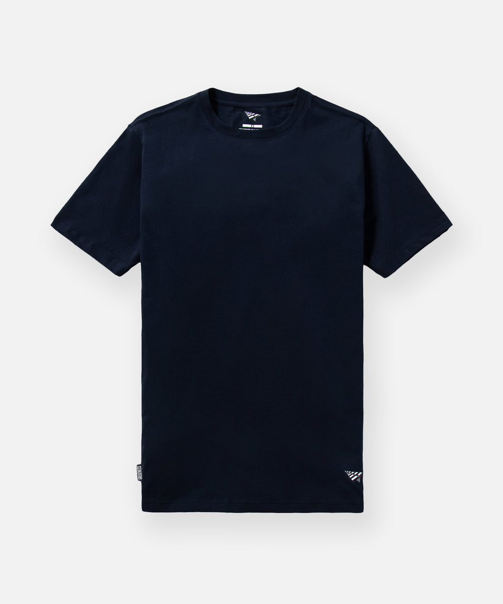 Paper Planes Essential Tee, color Midnight.